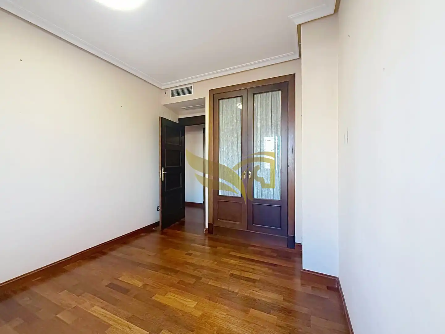 Schlafzimmer von Wohnung zum Verkauf in Sevilla mit Klimaanlage und Heizung