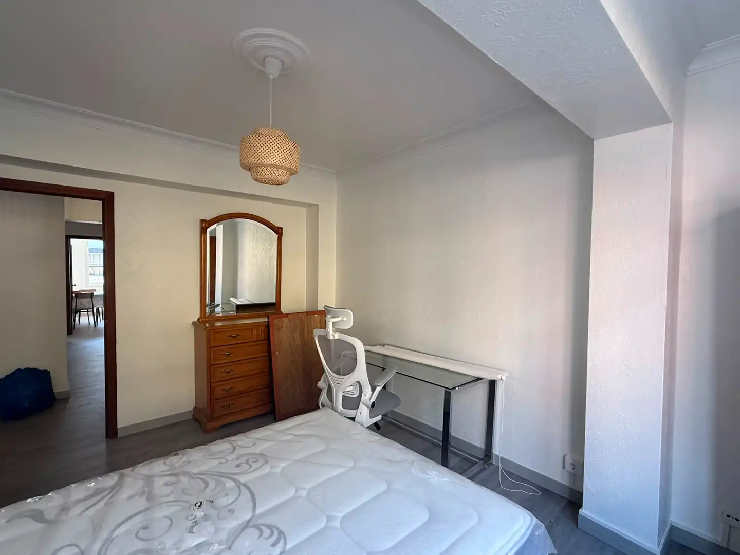 Habitación de Piso de alquiler en Ferrol con Parquet, Amueblado y Horno