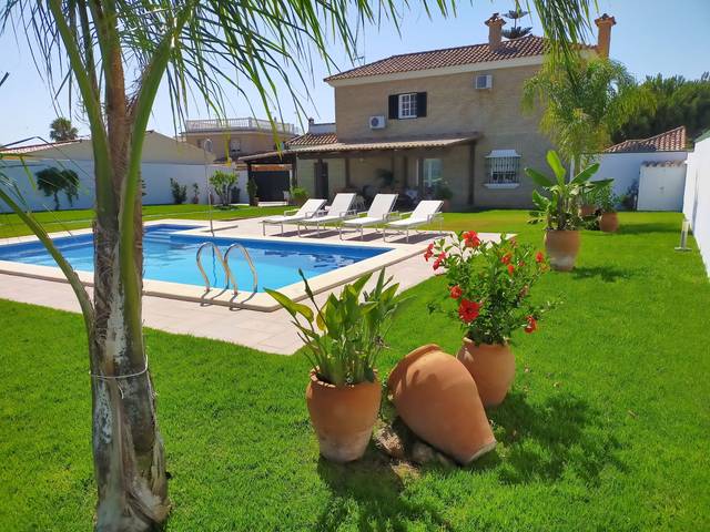 Casa-chalet en Venta en Pago Alhaja