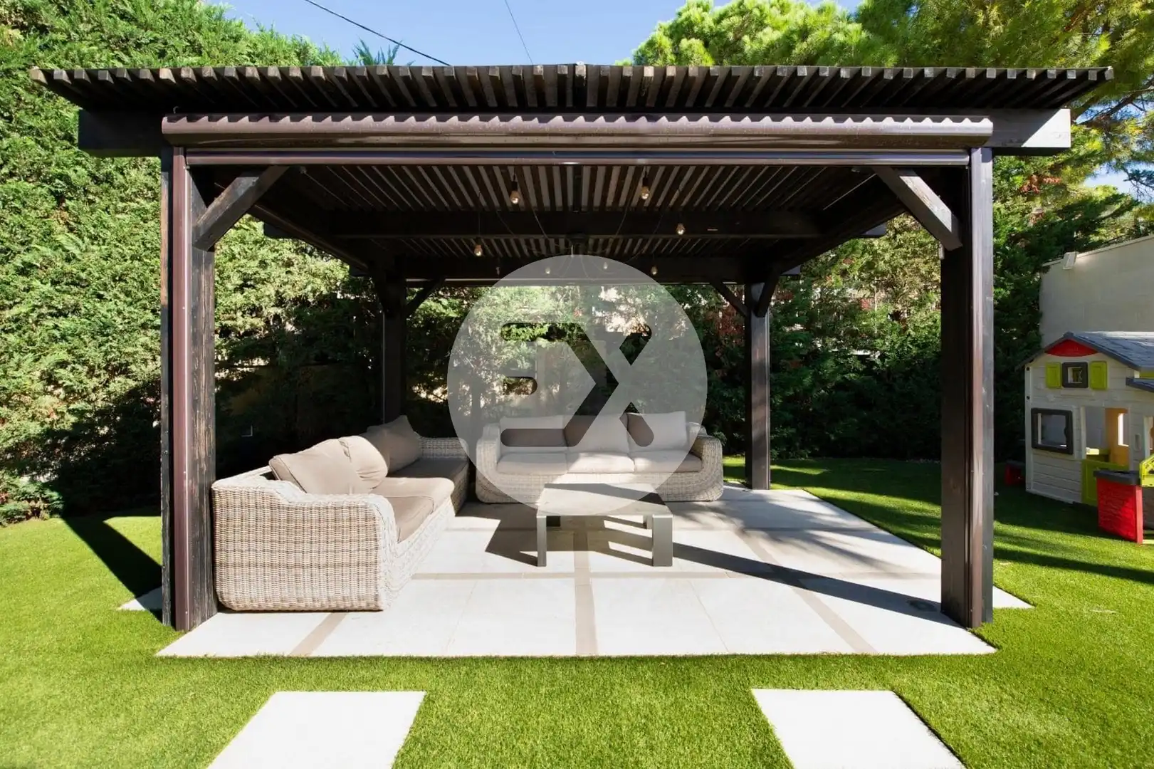Terrassa de Casa o xalet en venda en Castelldefels amb Aire condicionat, Calefacció i Jardí privat