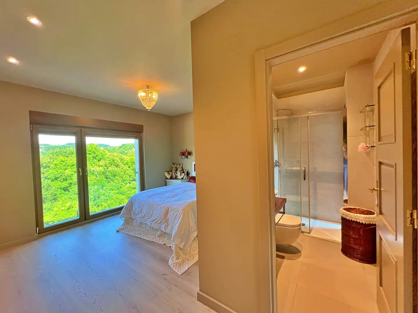 Habitación de Casa o chalet en venta en Lugo con Aire acondicionado, Calefacción y Jardín privado