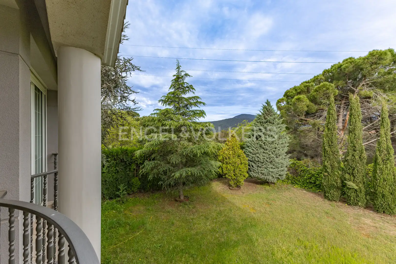 Vista exterior de Casa o xalet en venda en La Garriga amb Aire condicionat, Calefacció i Jardí privat