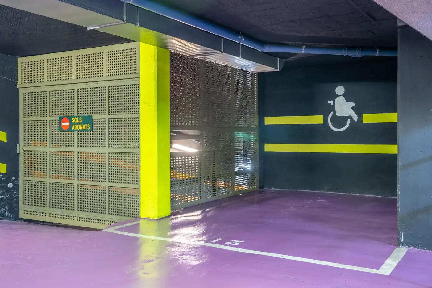 Garaje de alquiler en AVENIDA GRAN VIA DE LES CORTS CATALANES, 391, La Nova Esquerra de l'Eixample