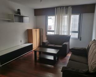Living room of Flat to rent in Santiago de Compostela   with Heating, Furnished and Oven