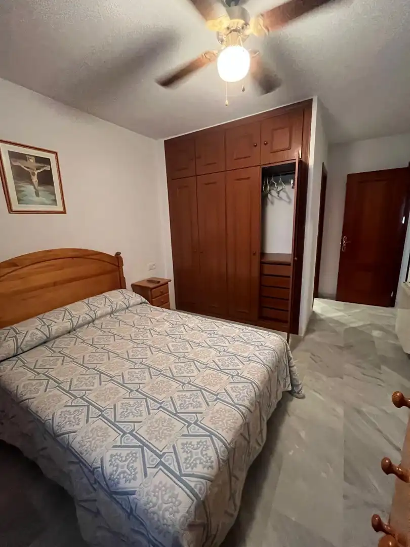 Habitación de Piso en venta en Marbella con Aire acondicionado, Terraza y Piscina comunitaria
