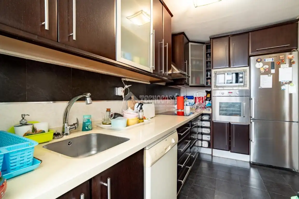 Cocina de Piso en venta en Granada