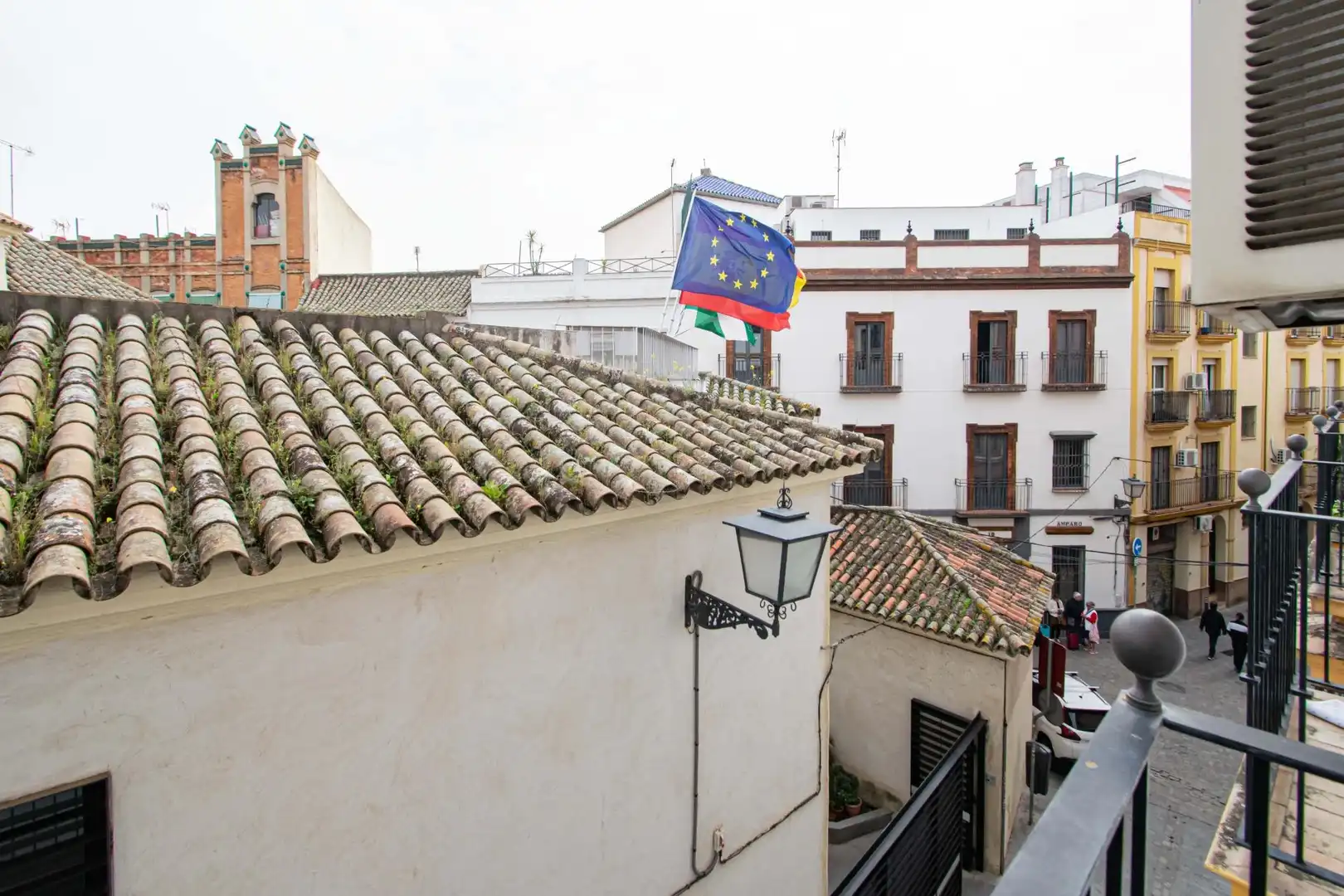 Vista exterior de Pis en venda en Sevilla amb Aire condicionat