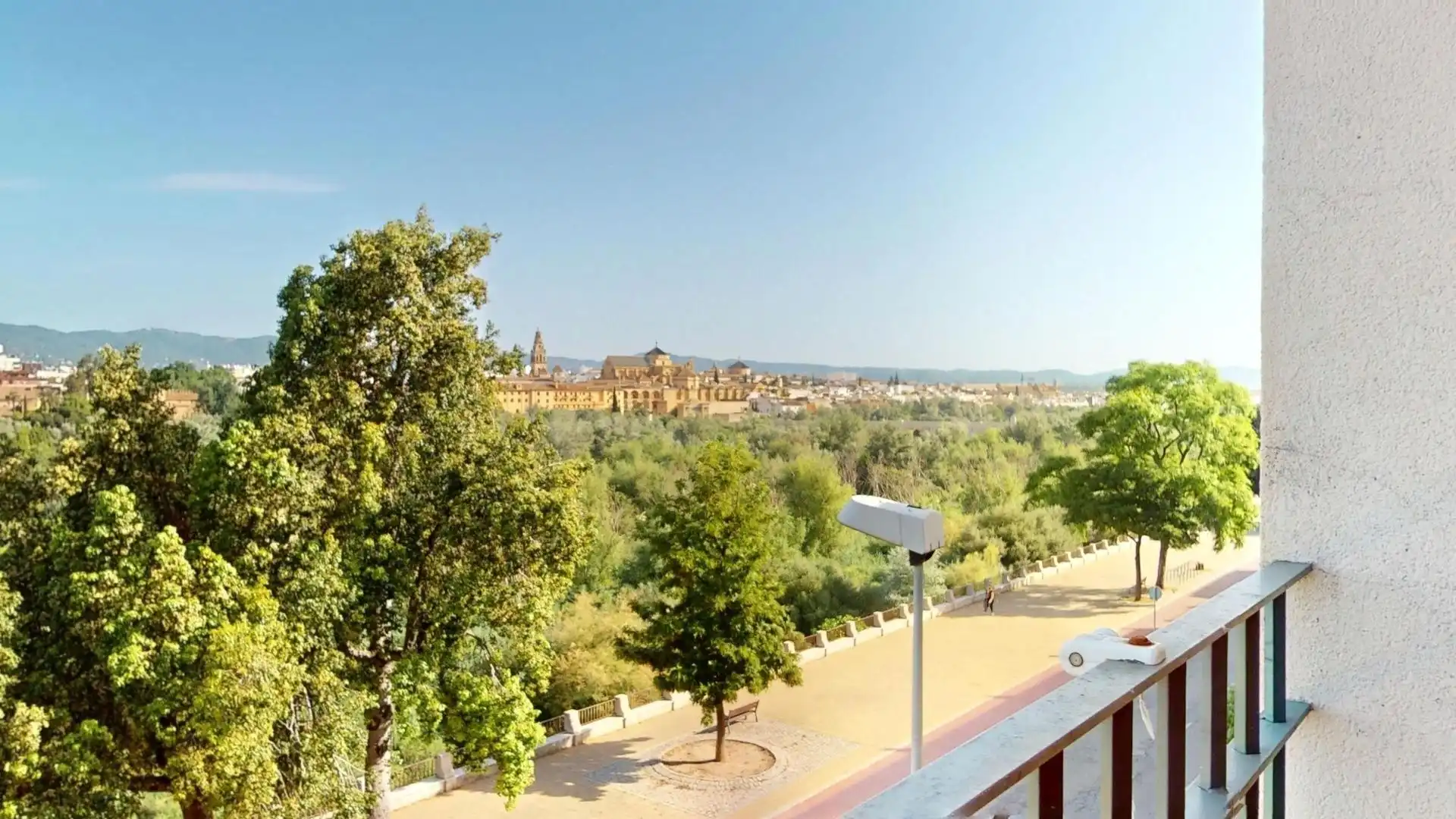 Vista exterior de Piso en venta en Córdoba con Aire acondicionado, Calefacción y Terraza