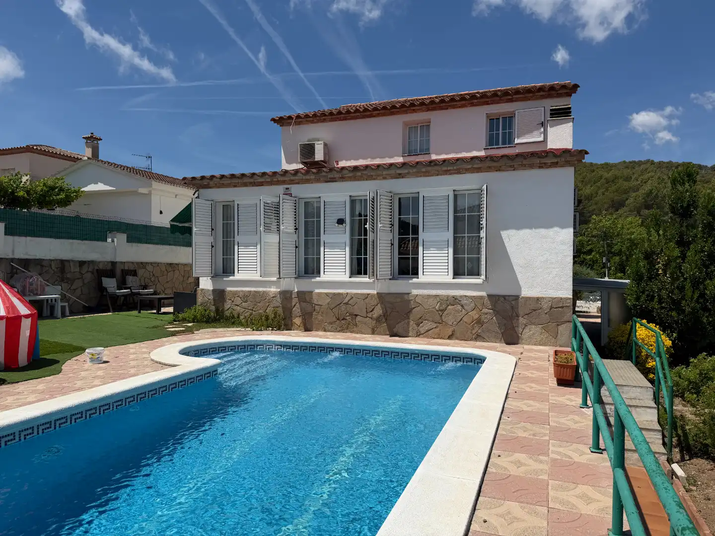Swimming pool of Houses for sale in Canyelles  with Air Conditioner, Heating and Private garden