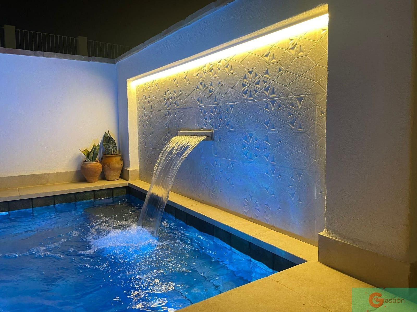 Piscina de Casa o xalet en venda en Salobreña amb Terrassa, Piscina i Moblat
