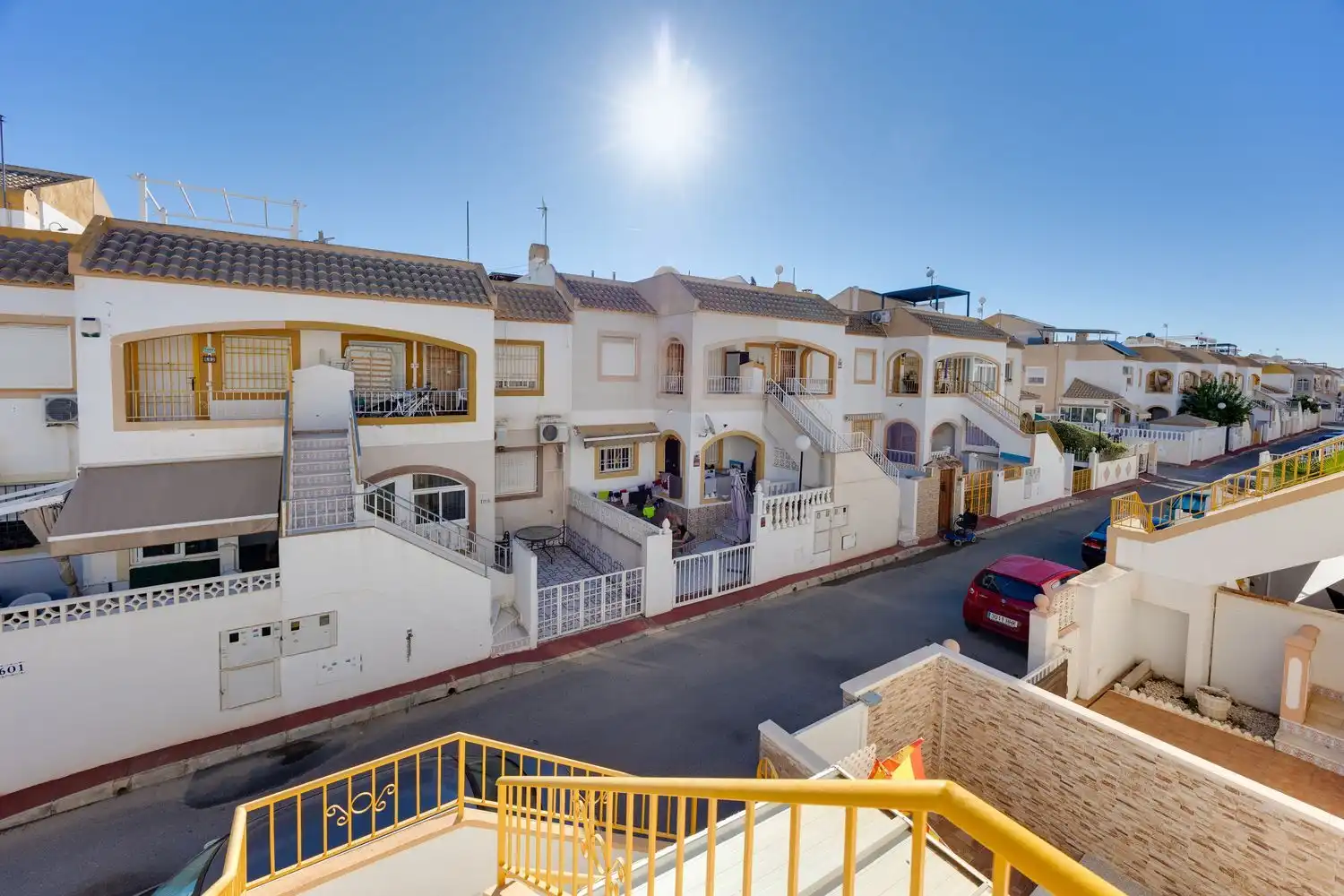 Vista exterior de Casa o xalet en venda en Zona Carrefour - Urbanizaciones