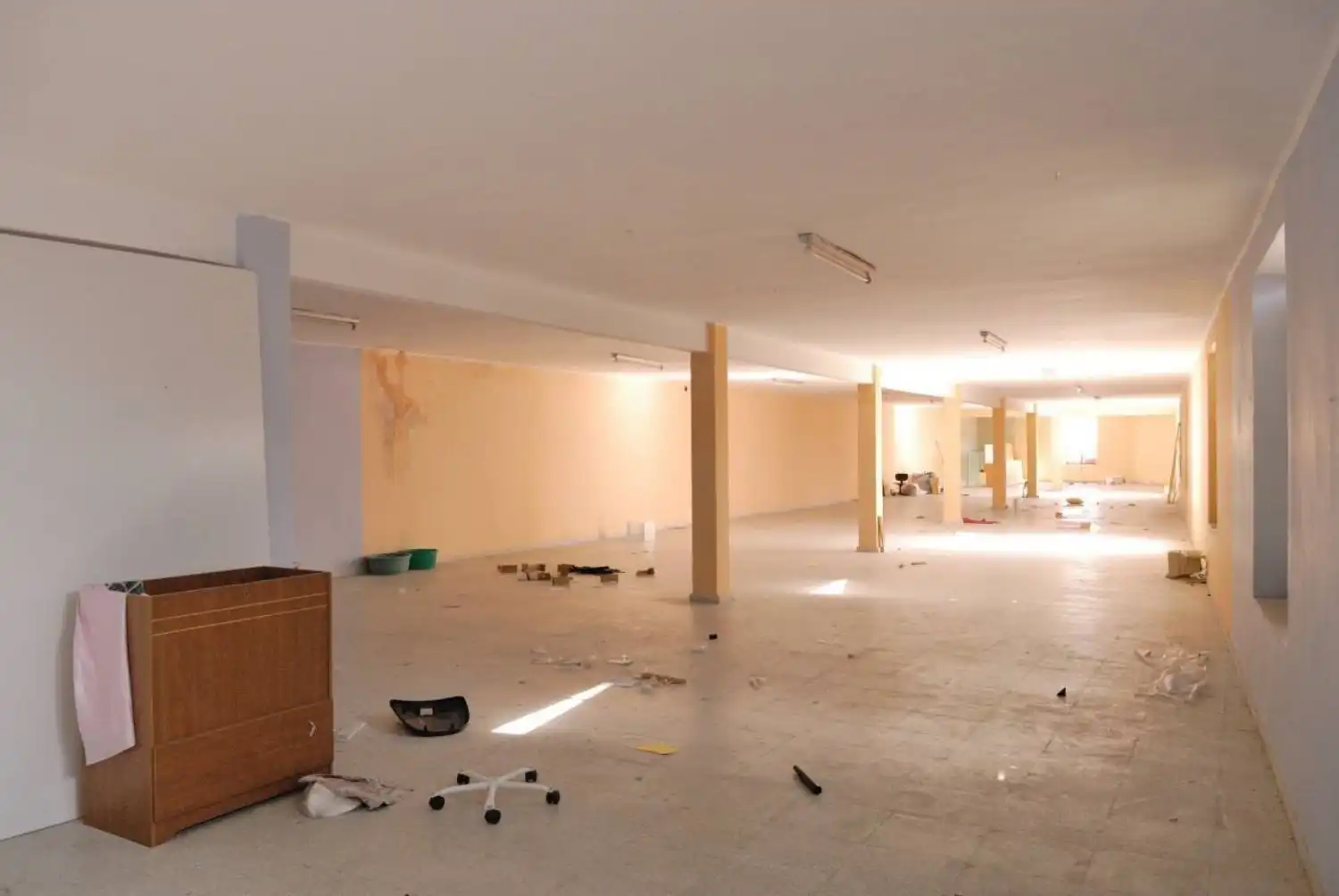 Local comercial en venda a Marqués, imagen 2