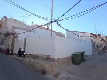 Terreno residenziale in vendita a Casco Antiguo