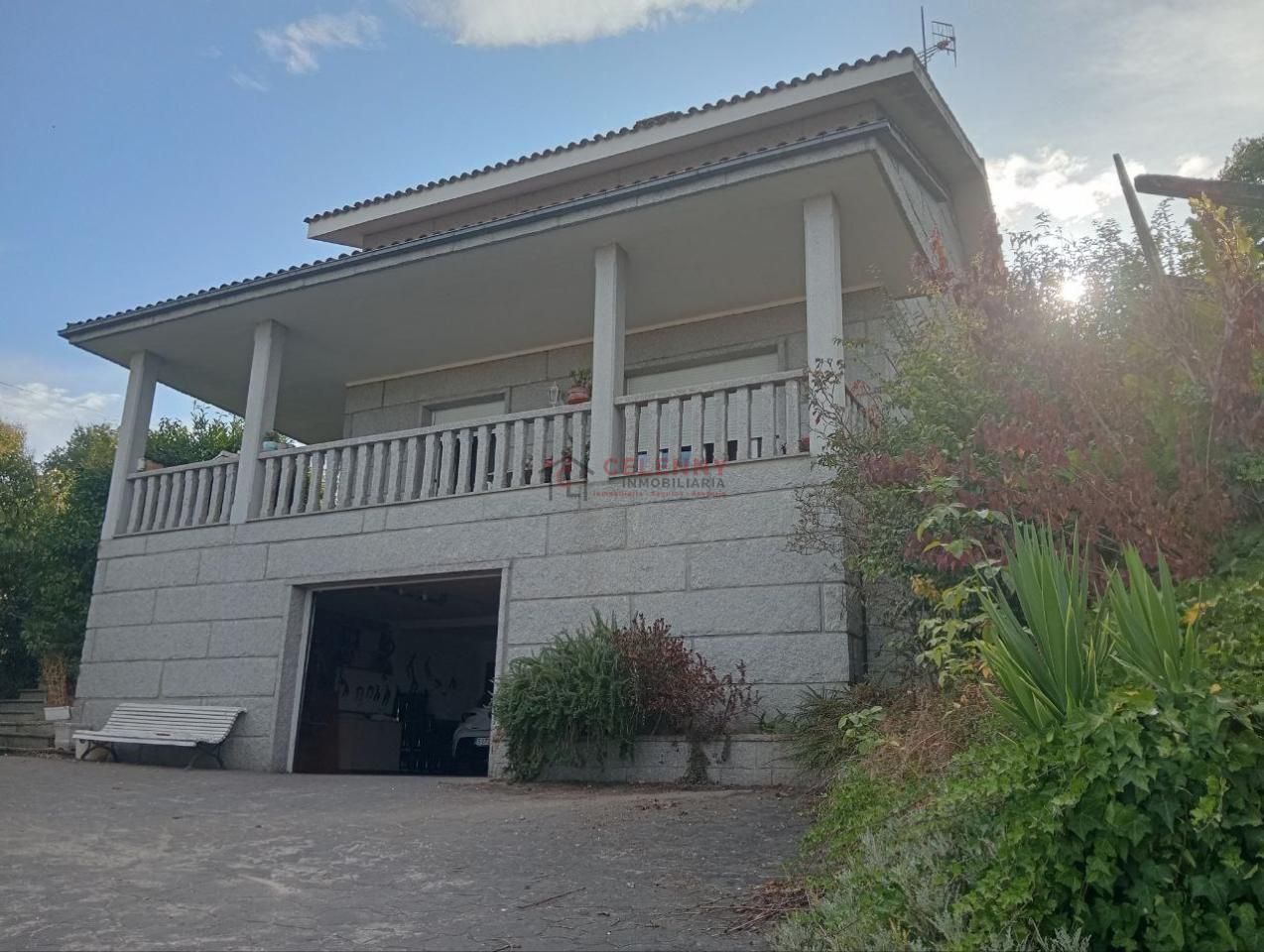 Vista exterior de Casa o xalet en venda en Coles amb Calefacció, Jardí privat i Terrassa