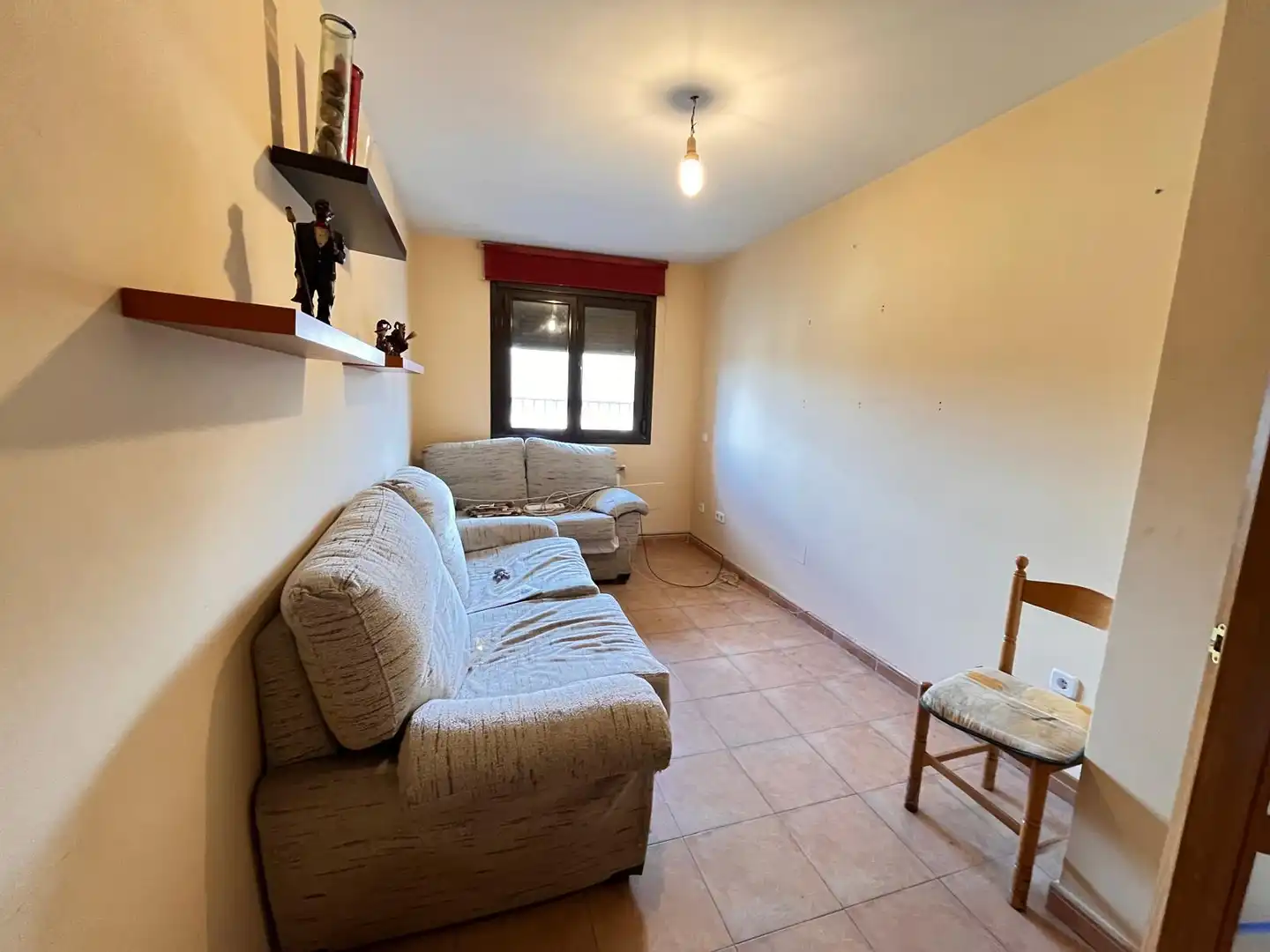 Wohnung zum Verkauf in Los Navalmorales mit Klimaanlage und Heizung
