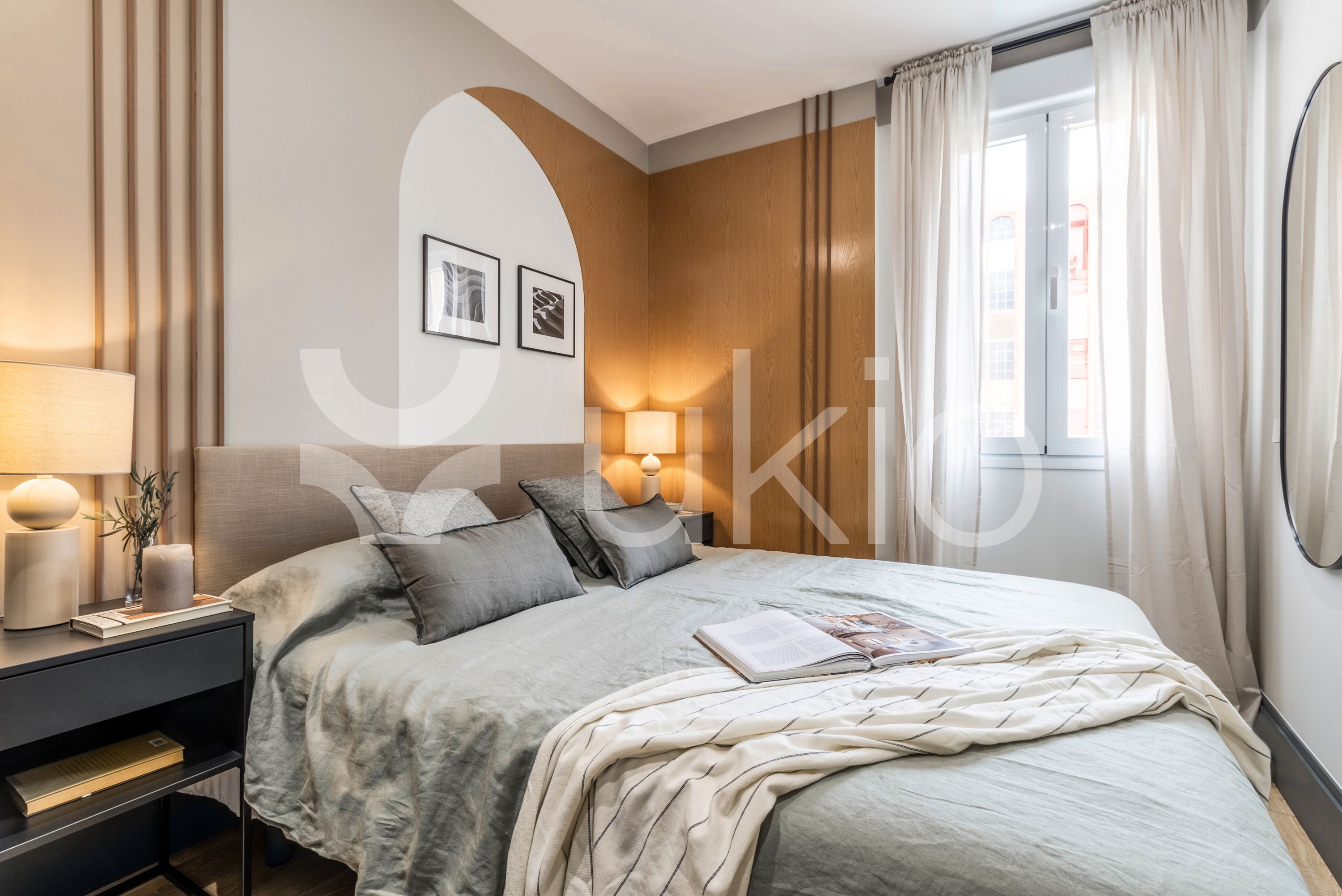 Dormitori de Apartament de lloguer en  Madrid Capital amb Aire condicionat, Calefacció i Terrassa