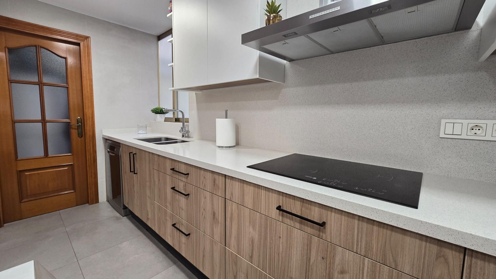 Kitchen of Flat for sale in Elche / Elx  with Air Conditioner, Terrace and Balcony