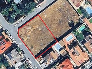 Terreny residencial en venda a Calle de la Media Luna