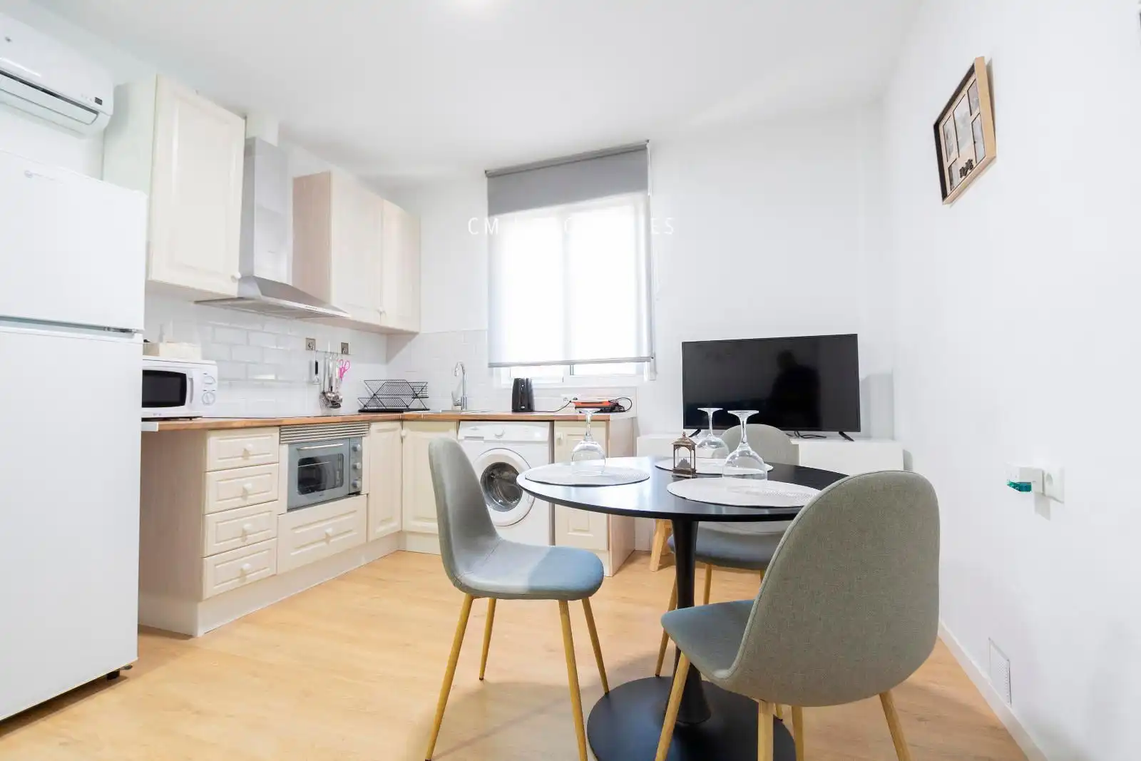 Wohnung zur Miete in Rafael El Gallo, Barrio de la Luz