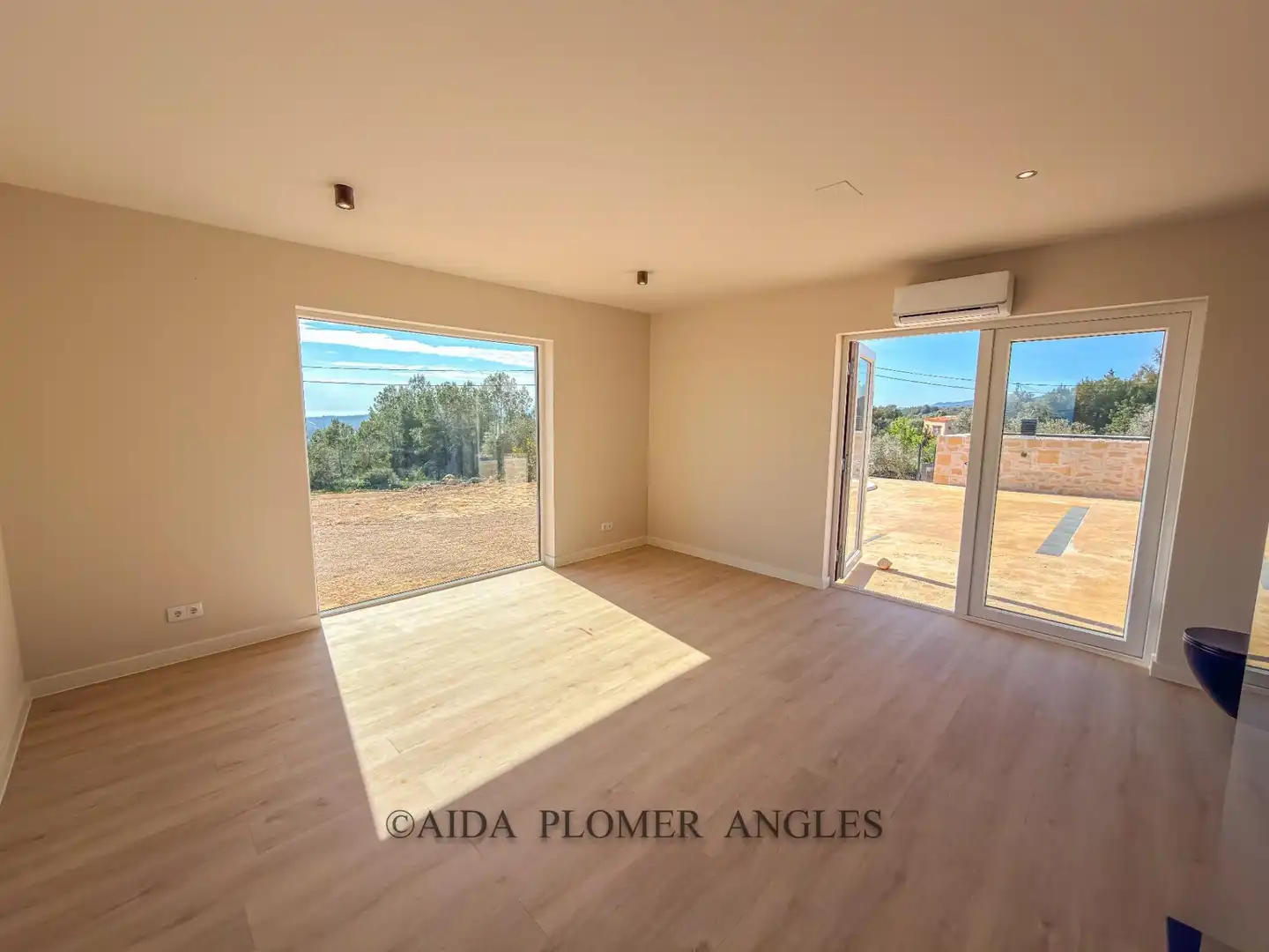 Sala d'estar de Casa o xalet en venda en San Jorge / Sant Jordi amb Aire condicionat, Calefacció i Jardí privat