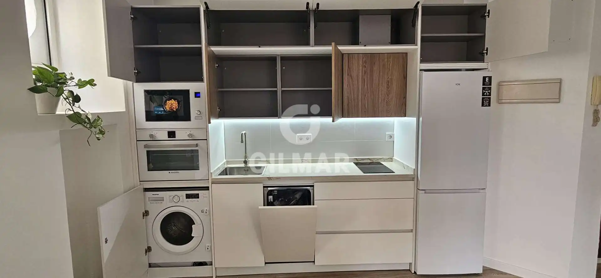 Cocina de Piso de alquiler en Sevilla con Calefacción y Trastero