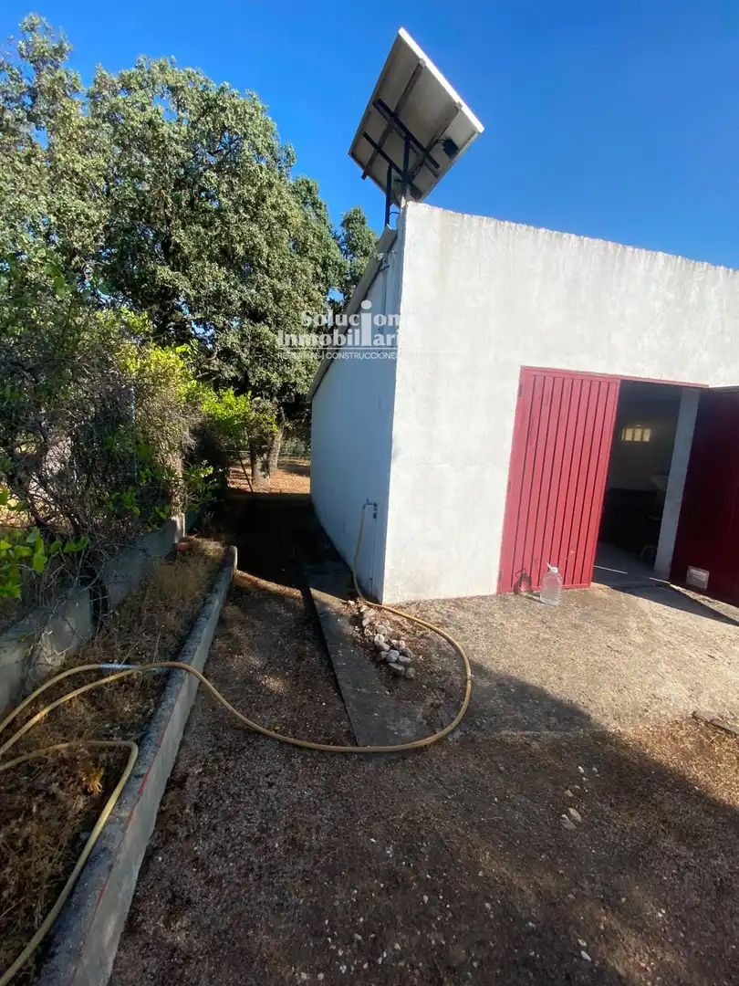 Casa o xalet en venda en Calvarrasa de Arriba amb Traster i Moblat