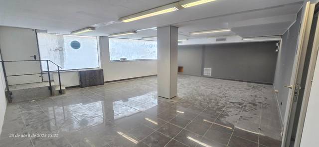 Oficina en Alquiler en Calle de Navarra, 31 en Centre