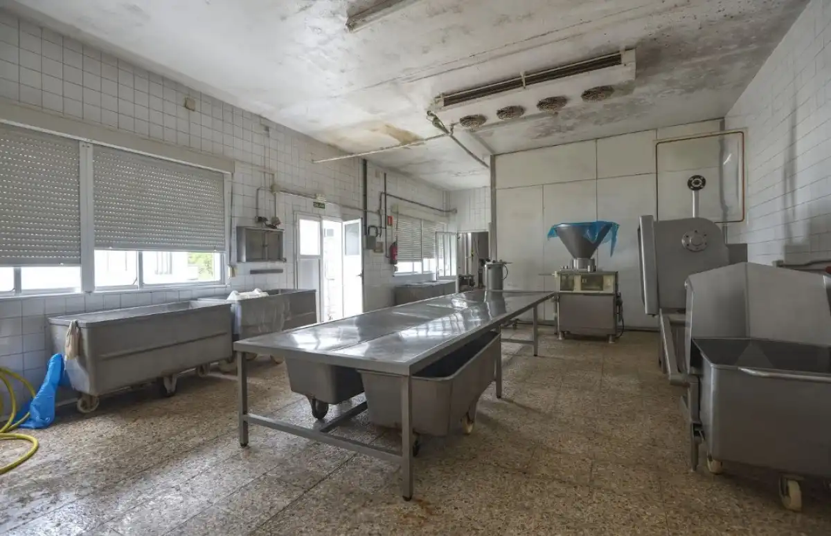 Cocina de Nave industrial en venta en Cambre 
