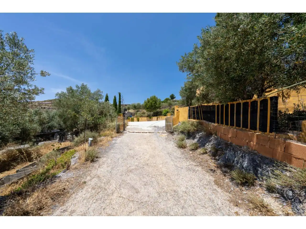 Finca rústica en venta en Felix con Jardín privado, Terraza y Amueblado