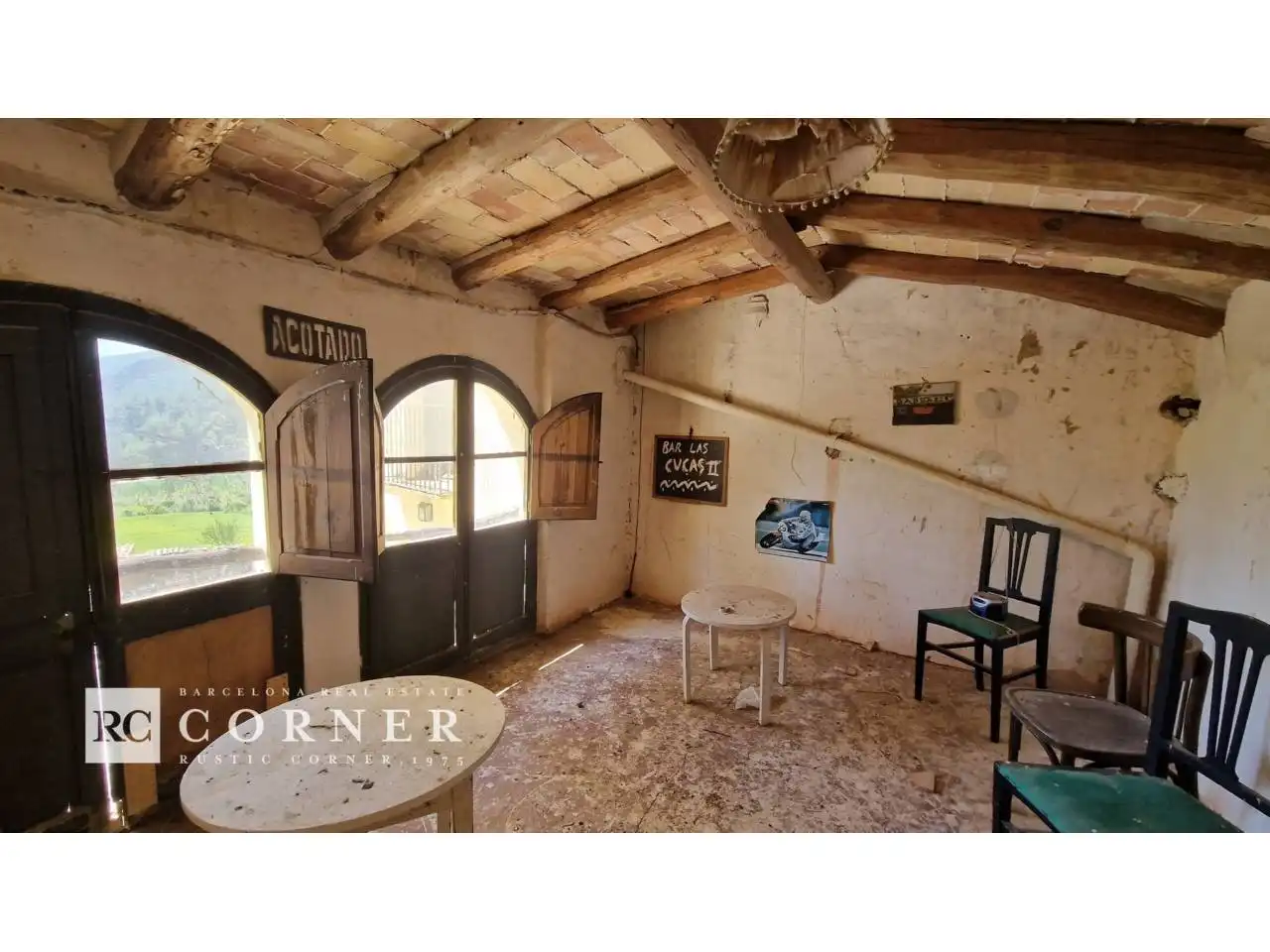 Country homes for sale in Santa Maria de Miralles