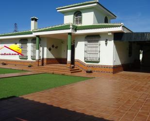 Vista exterior de Casa o xalet en venda en Almonte amb Terrassa