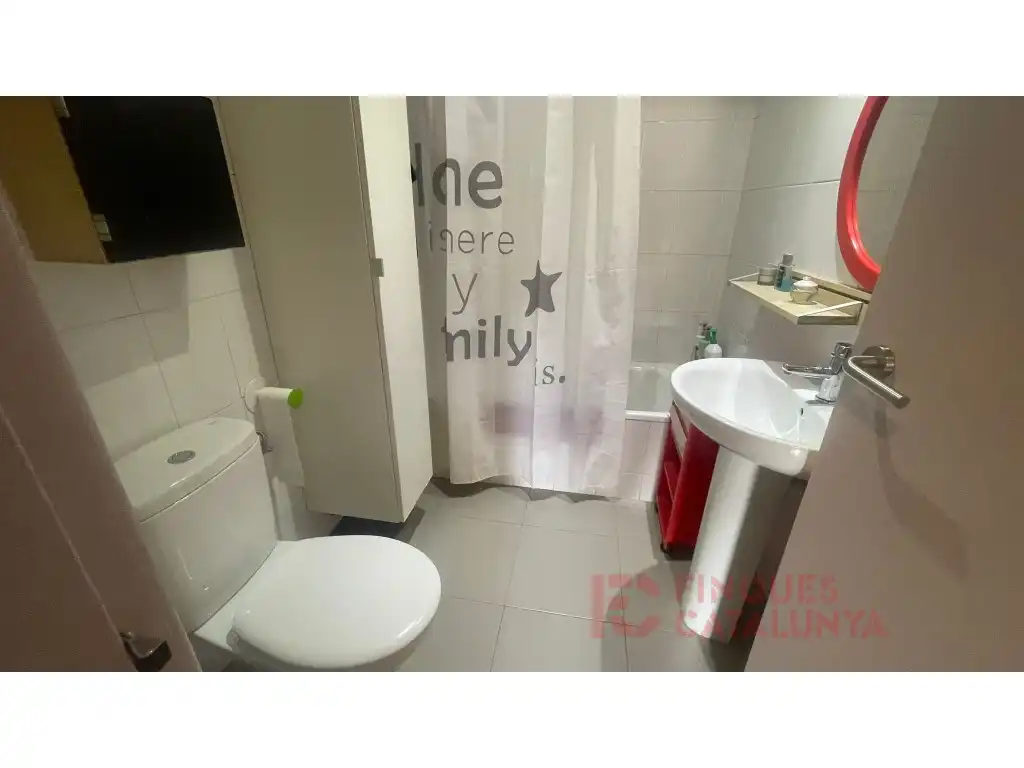 Badezimmer von Wohnung zum Verkauf in Bescanó