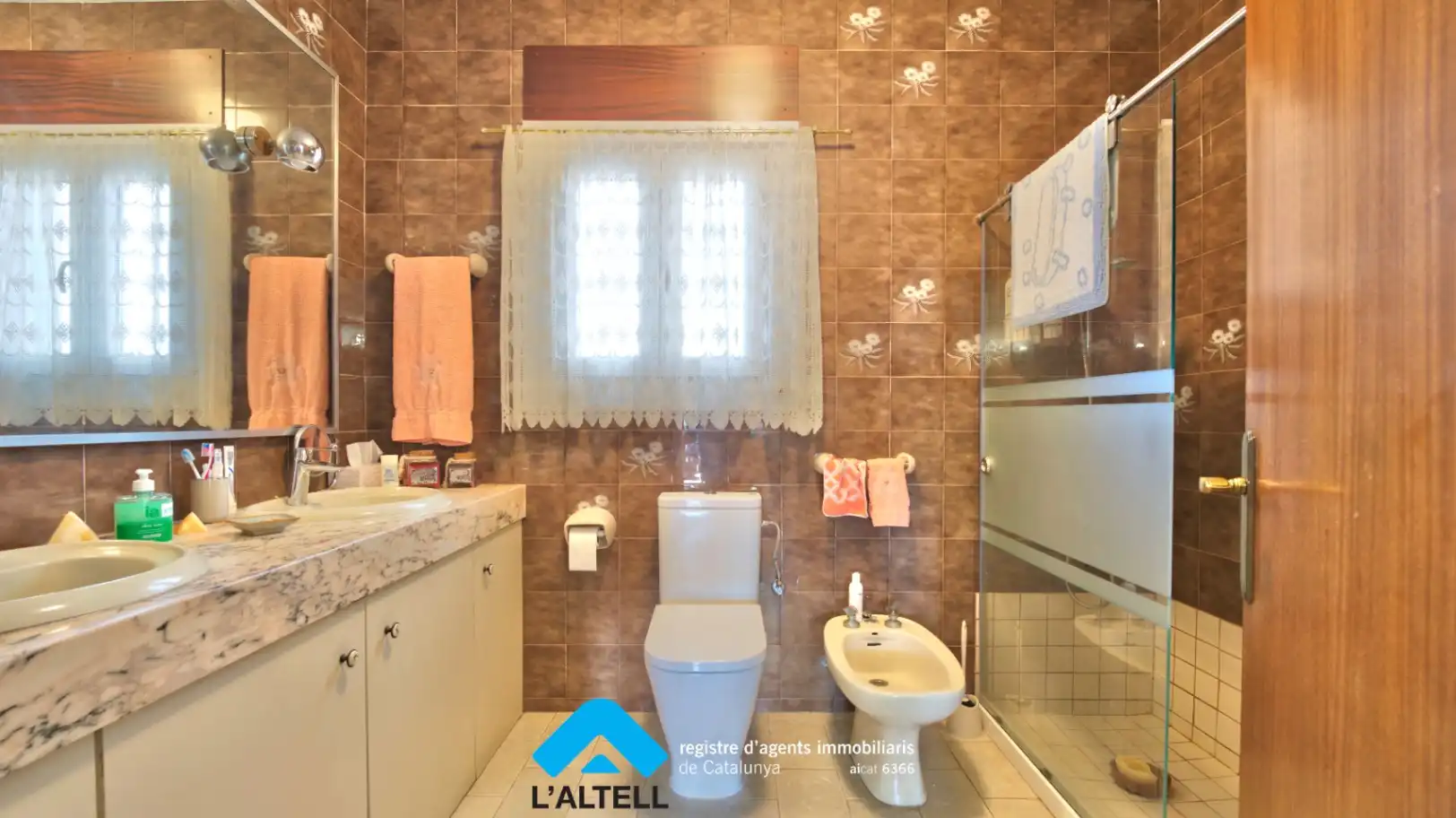 Badezimmer von Haus oder Chalet zum Verkauf in L'Ametlla del Vallès mit Heizung, Privatgarten und Terrasse
