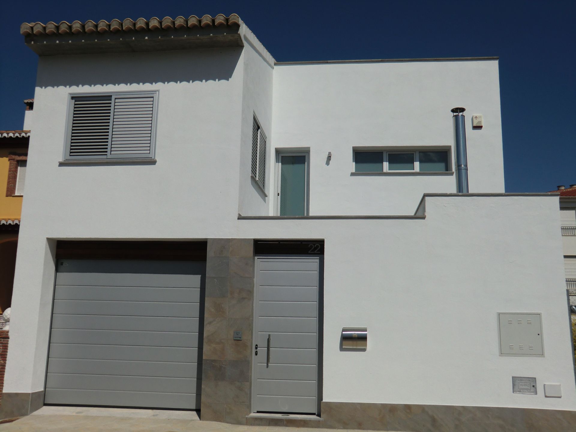 Vista exterior de Casa o xalet en venda en Fuente Vaqueros amb Jardí privat i Jacuzzi