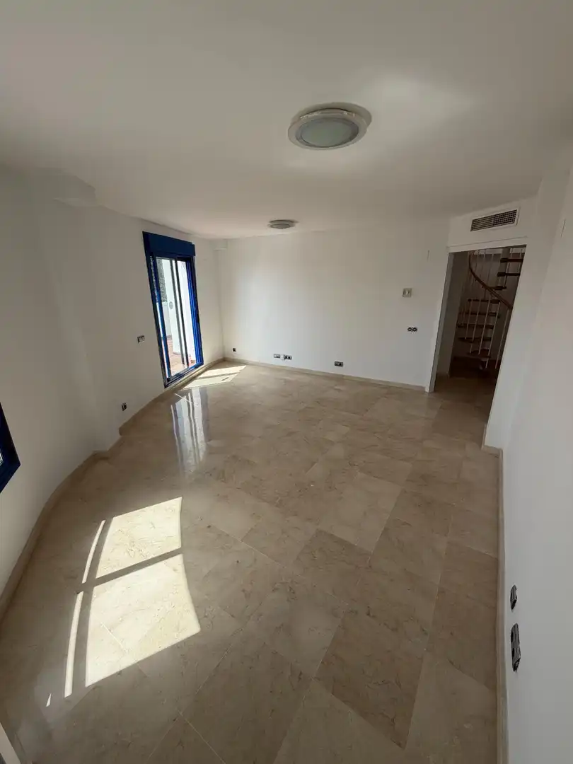 Wohnungen zum Verkauf in Benalmádena mit Klimaanlage, Heizung und Terrasse