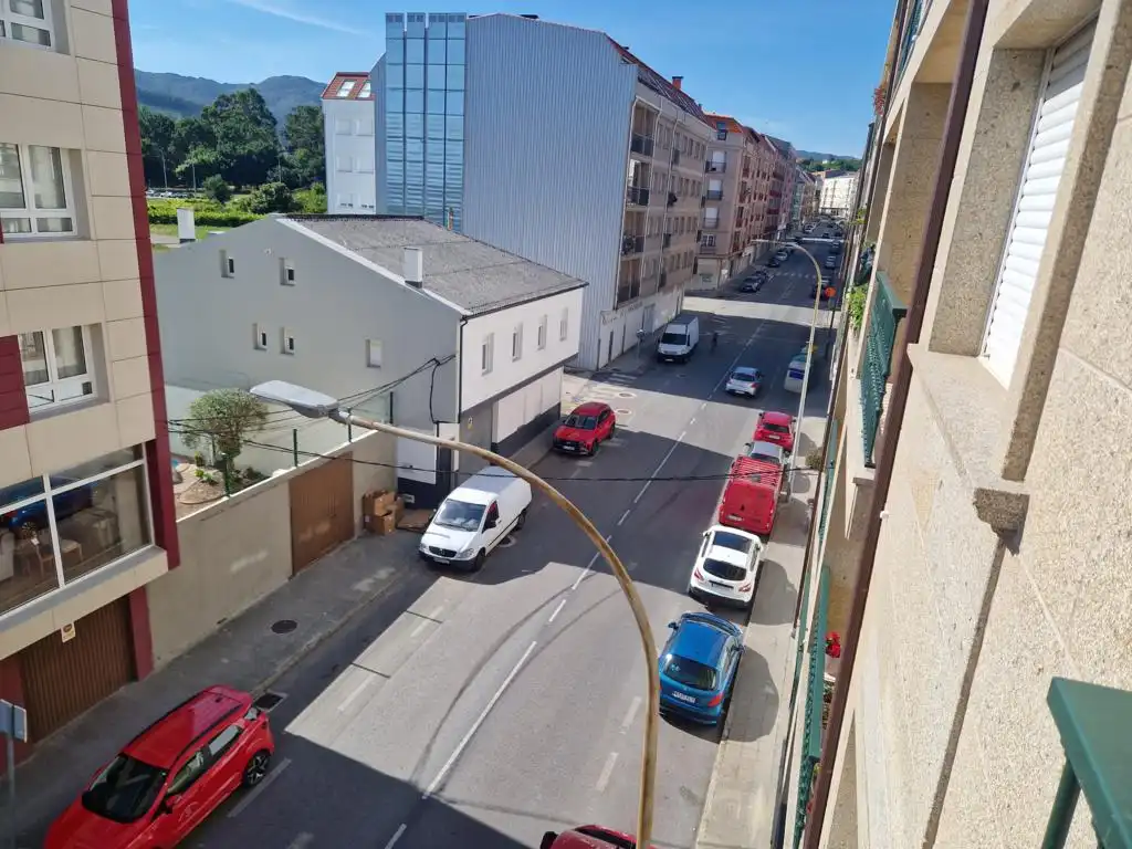 Parking de Piso en venta en Boiro con Calefacción, Parquet y Trastero