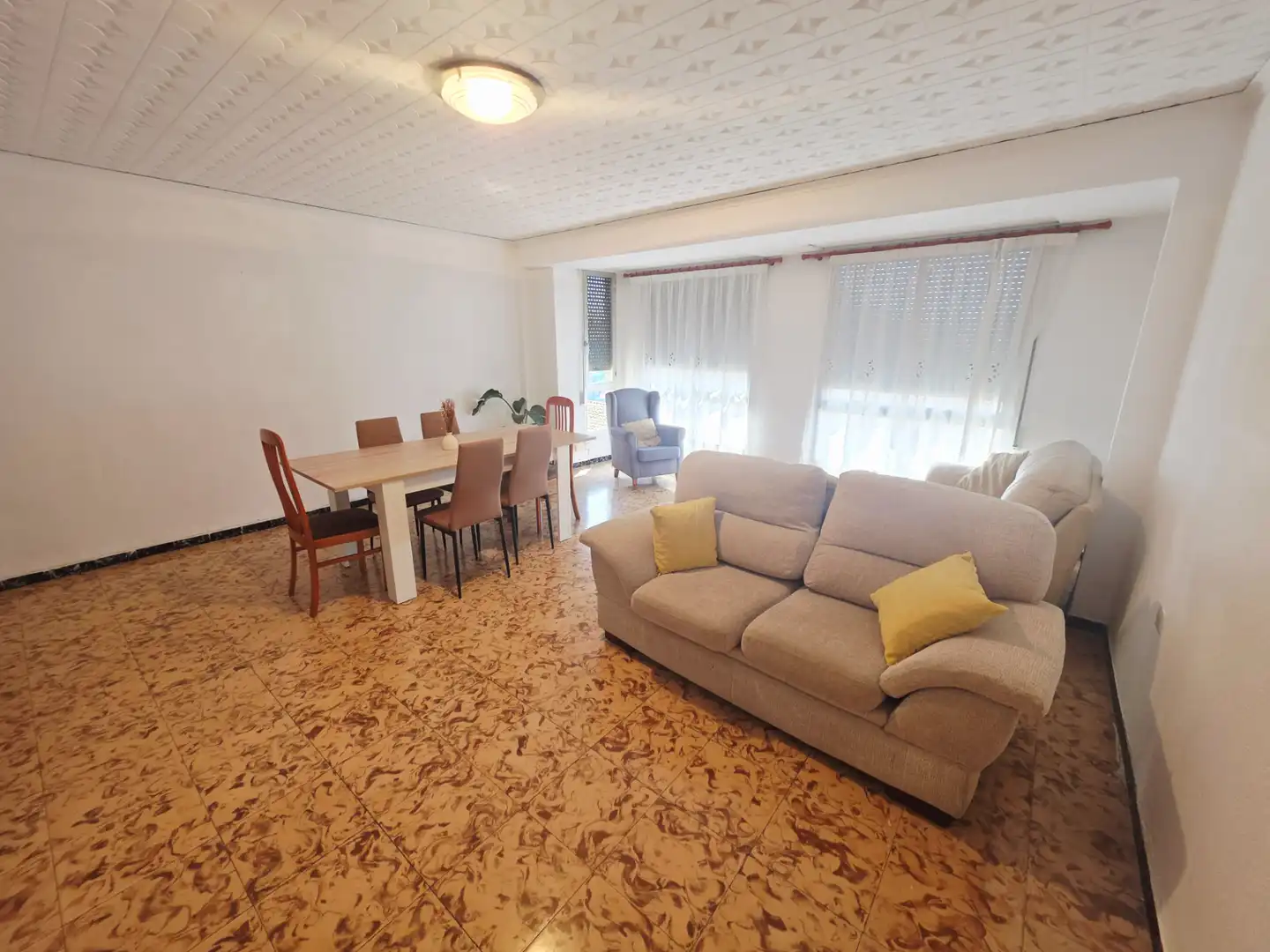 Living room of Flat for rent in Vila-real  with Storage room, Furnished and Oven