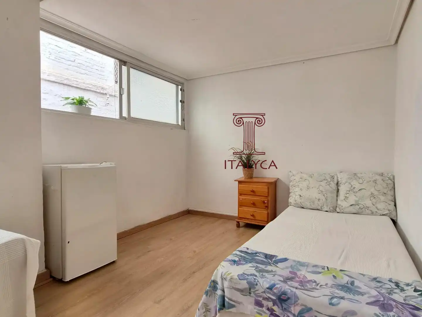 Habitación de Estudio en venta en Sevilla con Trastero
