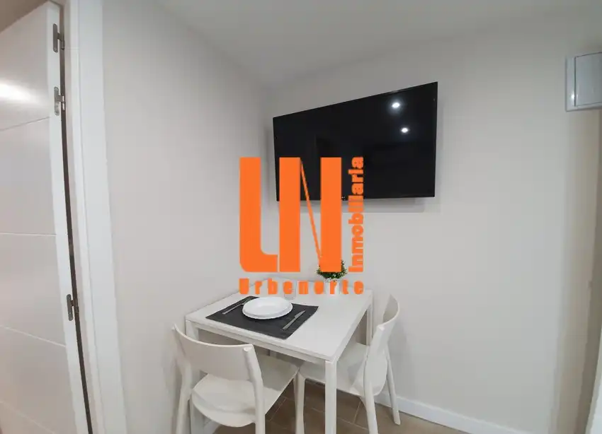 Bedroom of Study for rent in Villanueva de la Cañada  with Air Conditioner, Heating and Private garden