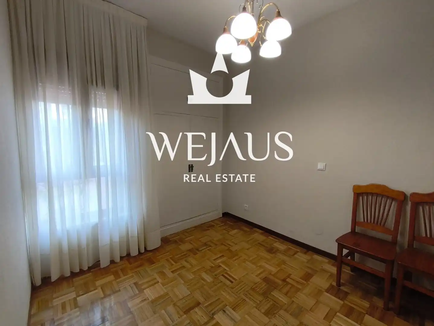 Habitación de Piso de alquiler en El Astillero   con Calefacción, Amueblado y Alarma