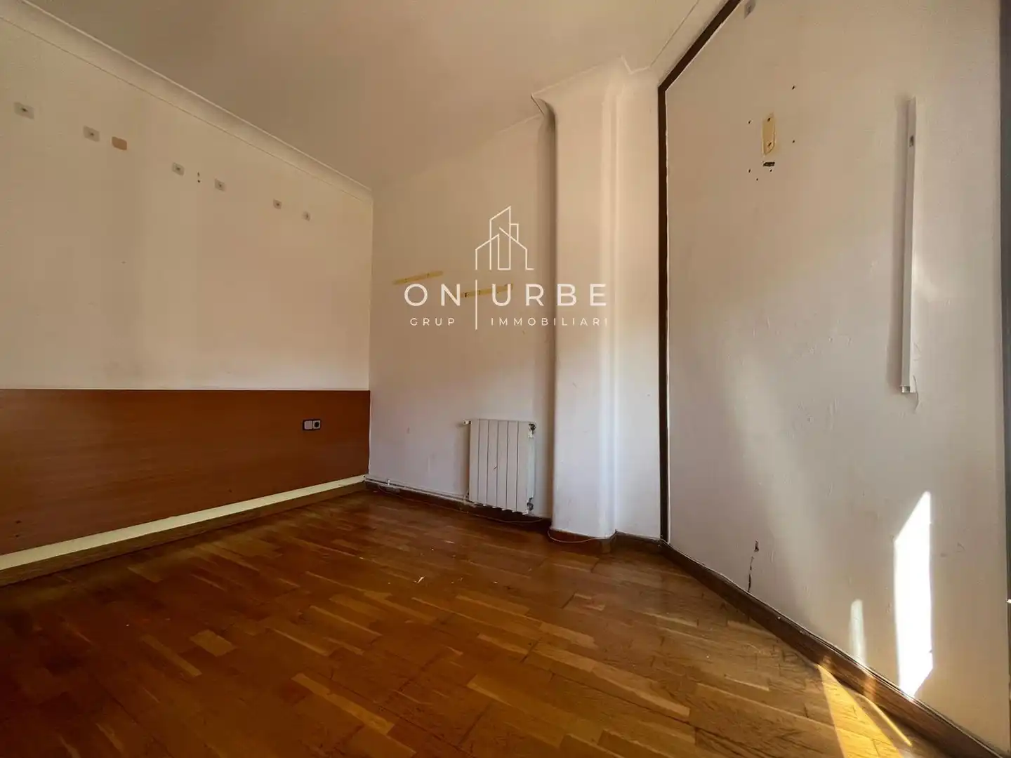 Piso en venta en CALLE D'ENTENÇA, La Nova Esquerra de l'Eixample