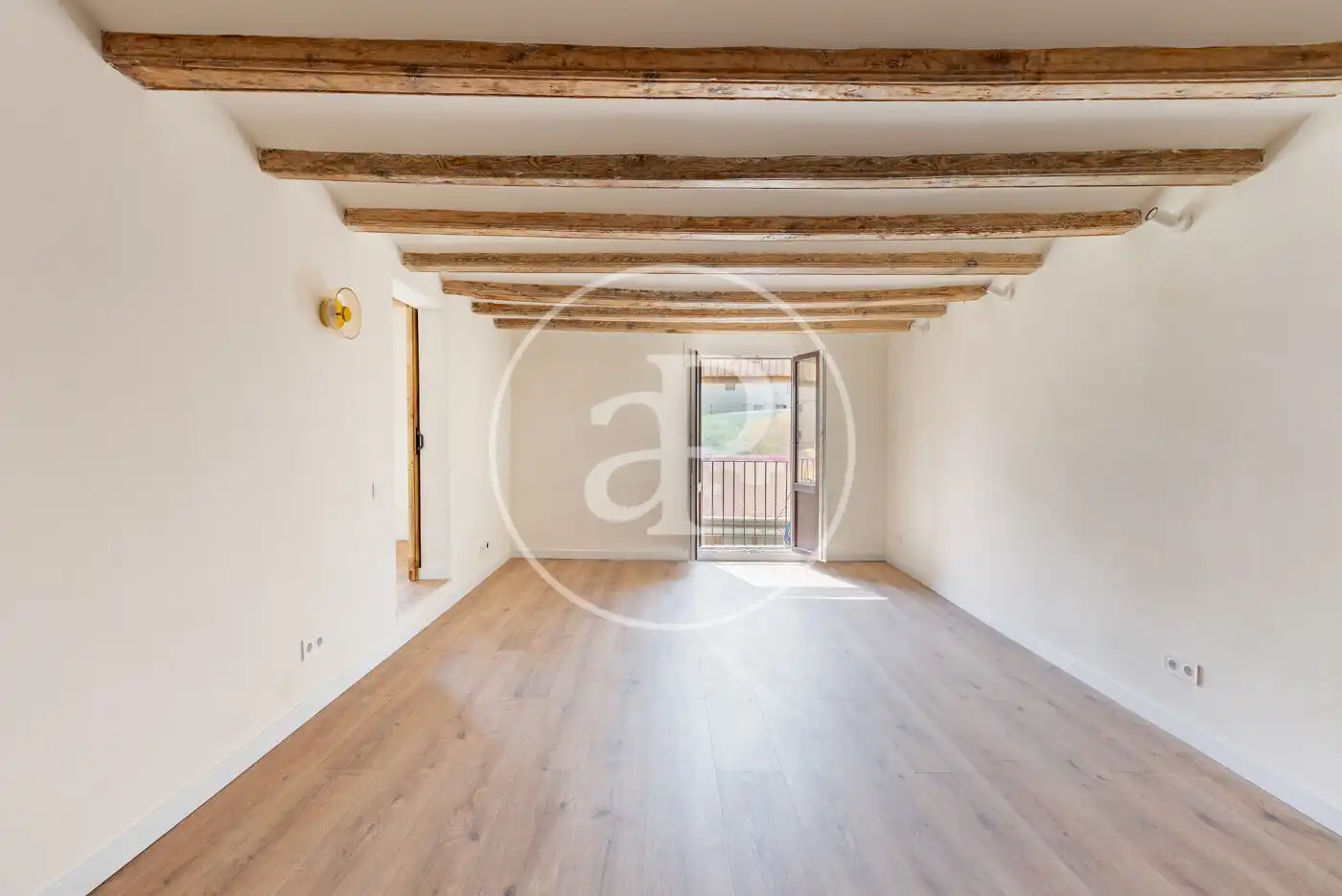 Sala de estar de Piso en venta en Barcelona con Calefacción y Balcón