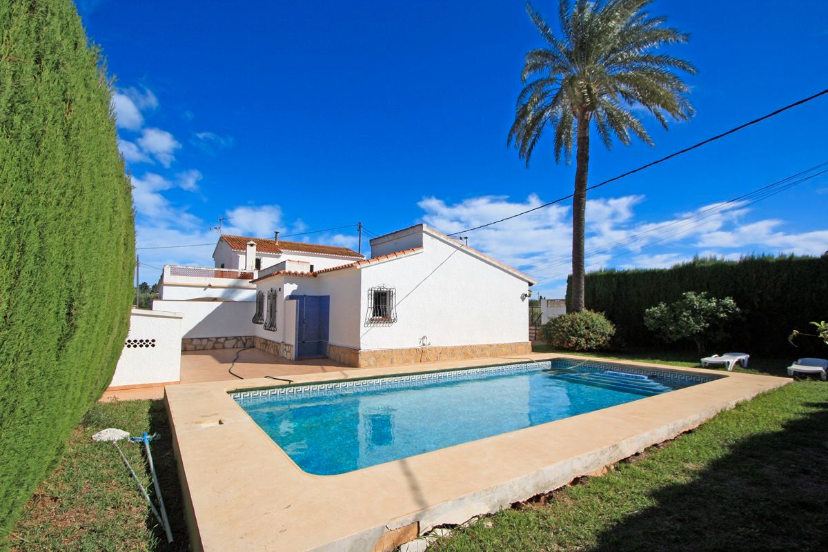 Exterior view of House or chalet for sale in Dénia  with Air Conditioner, Heating and Private garden