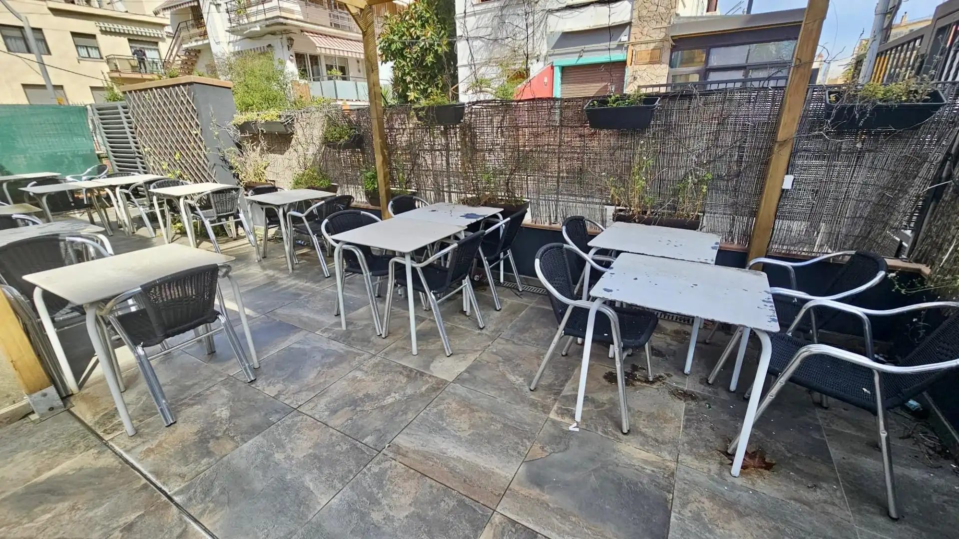 Terrassa de Local de lloguer en Calella amb Aire condicionat i Moblat