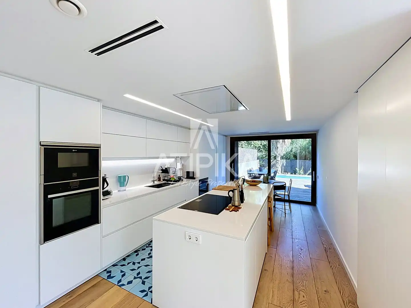 Cuina de Casa o xalet en venda en Sant Cugat del Vallès amb Aire condicionat, Calefacció i Terrassa