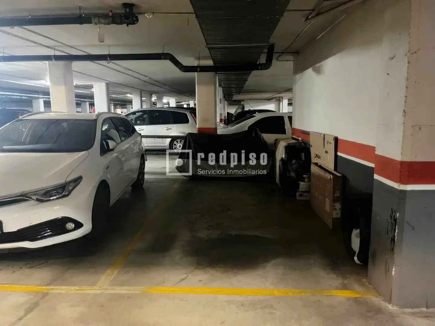 Aparcament de Pis en venda en Móstoles amb Aire condicionat, Calefacció i Jardí privat