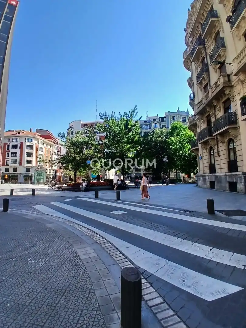 Vista exterior de Piso en venta en Bilbao  con Calefacción y Balcón