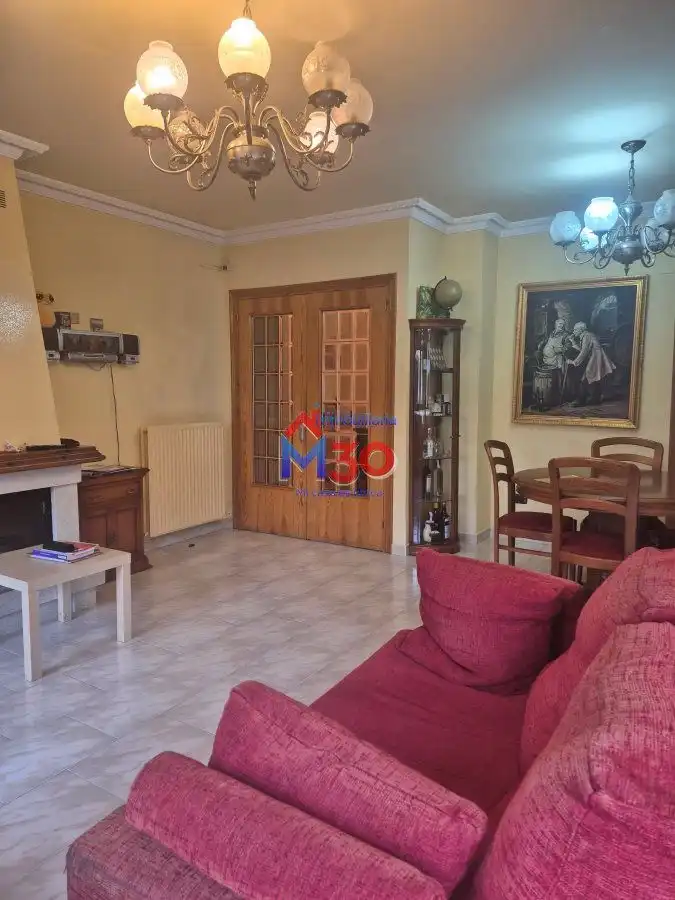 Casa o xalet en venda en Miranda de Ebro amb Calefacció i Piscina