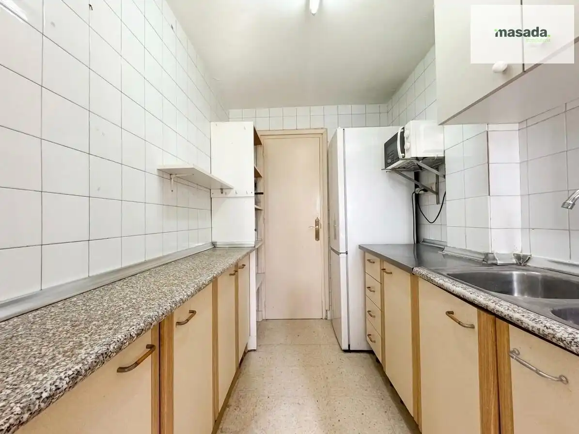 Kitchen of Flat for sale in Granada  with Air Conditioner, Storage room and Balcony