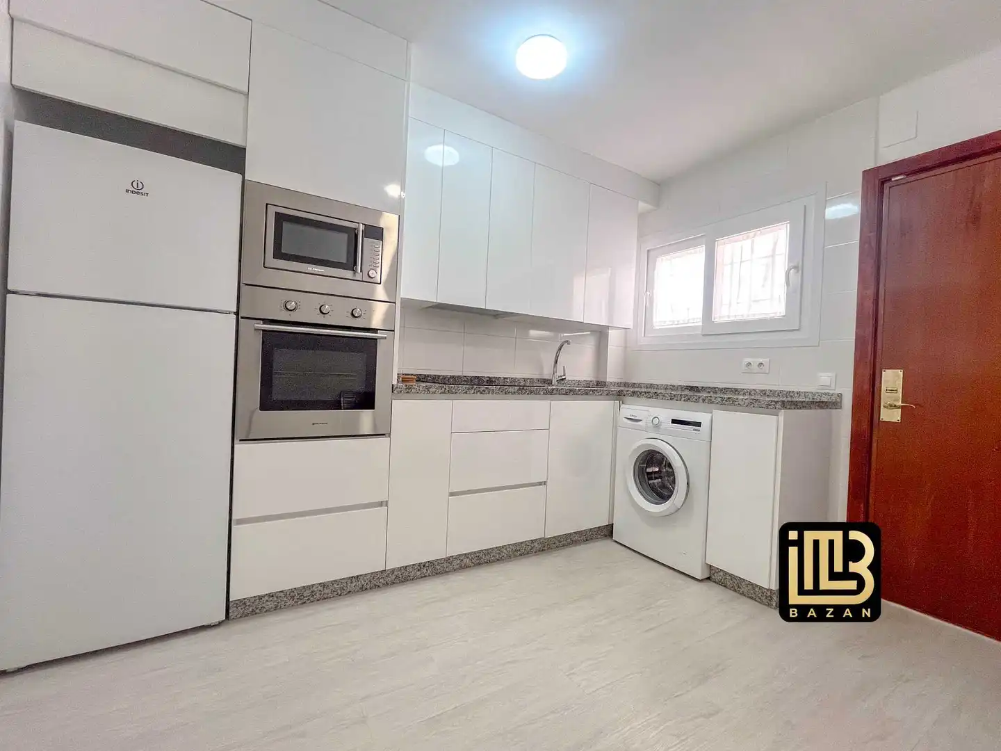 Kitchen of Flat for rent in Málaga  with Air Conditioner, Terrace and Furnished